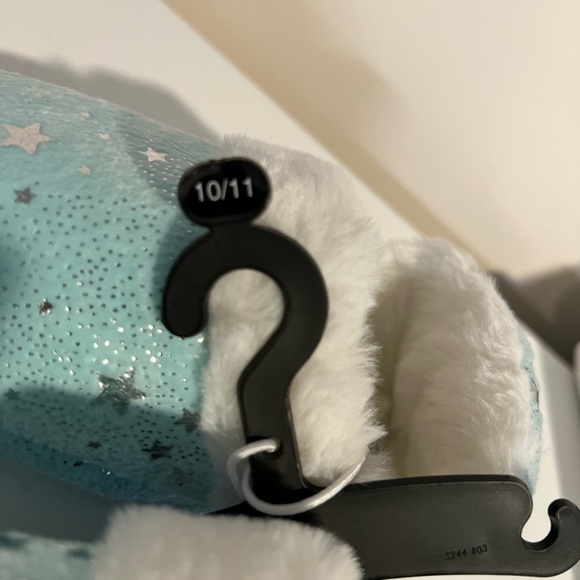 🎈🎈NWT STARRY SLIPPERS - Picture 4 of 5